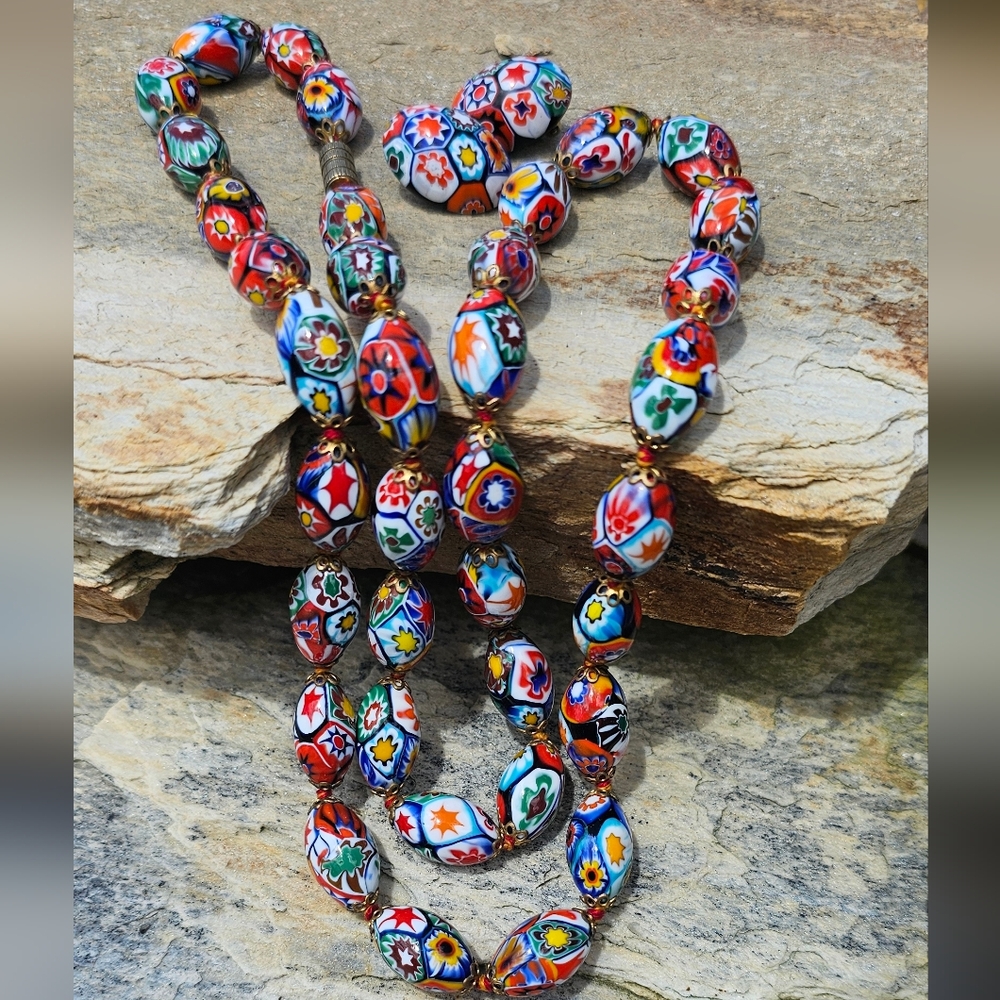 VTG VENETIAN MURANO MORETTI MILLEFIORI GLASS BEAD SET - Picture 1 of 12